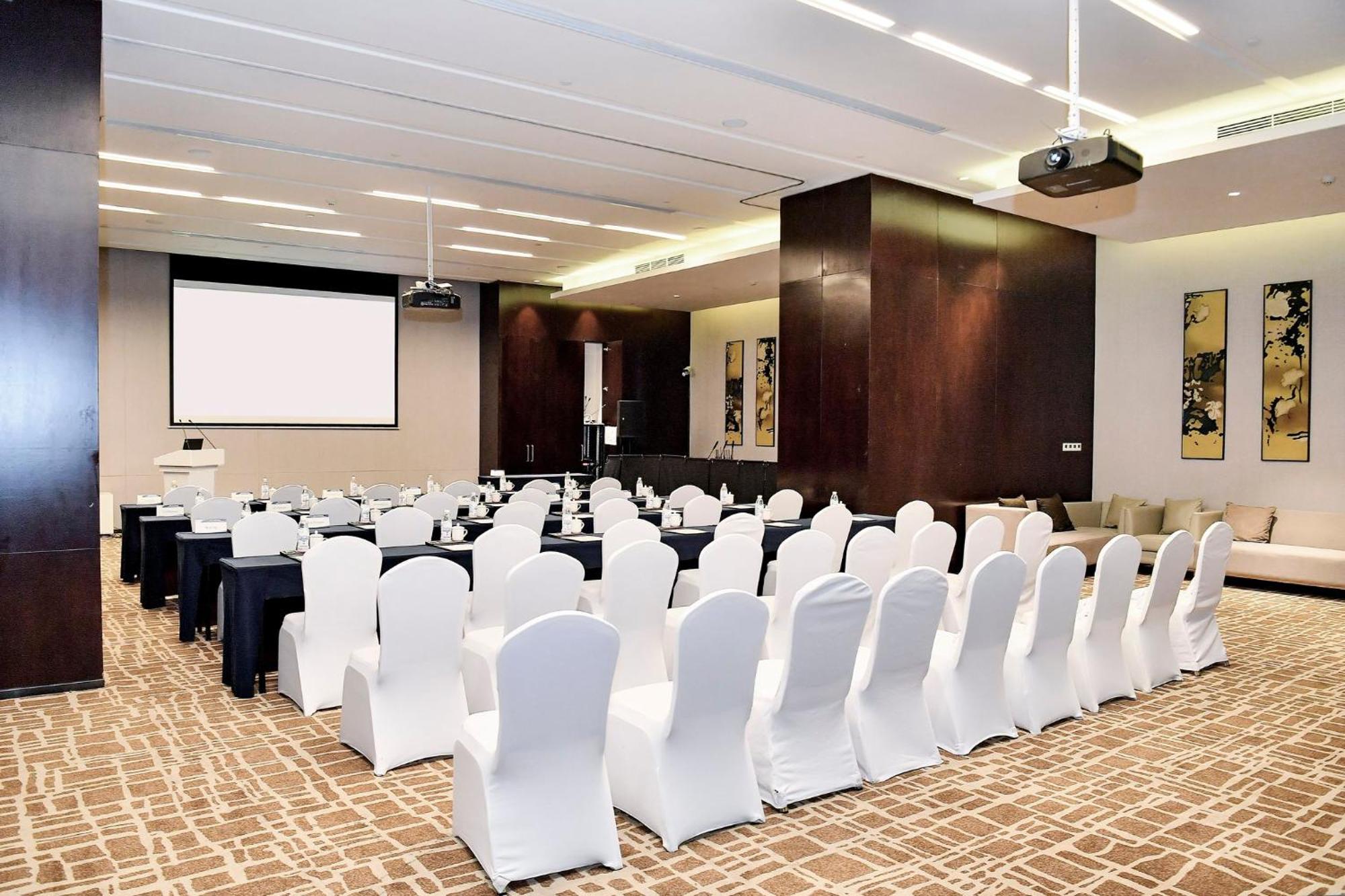Crowne Plaza Chengdu Wenjiang By Ihg Hotel Ngoại thất bức ảnh
